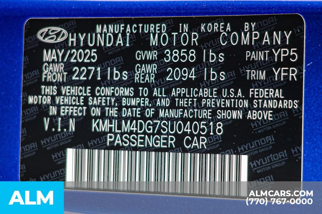 Used 2025 Hyundai Elantra Sport FWD image 57