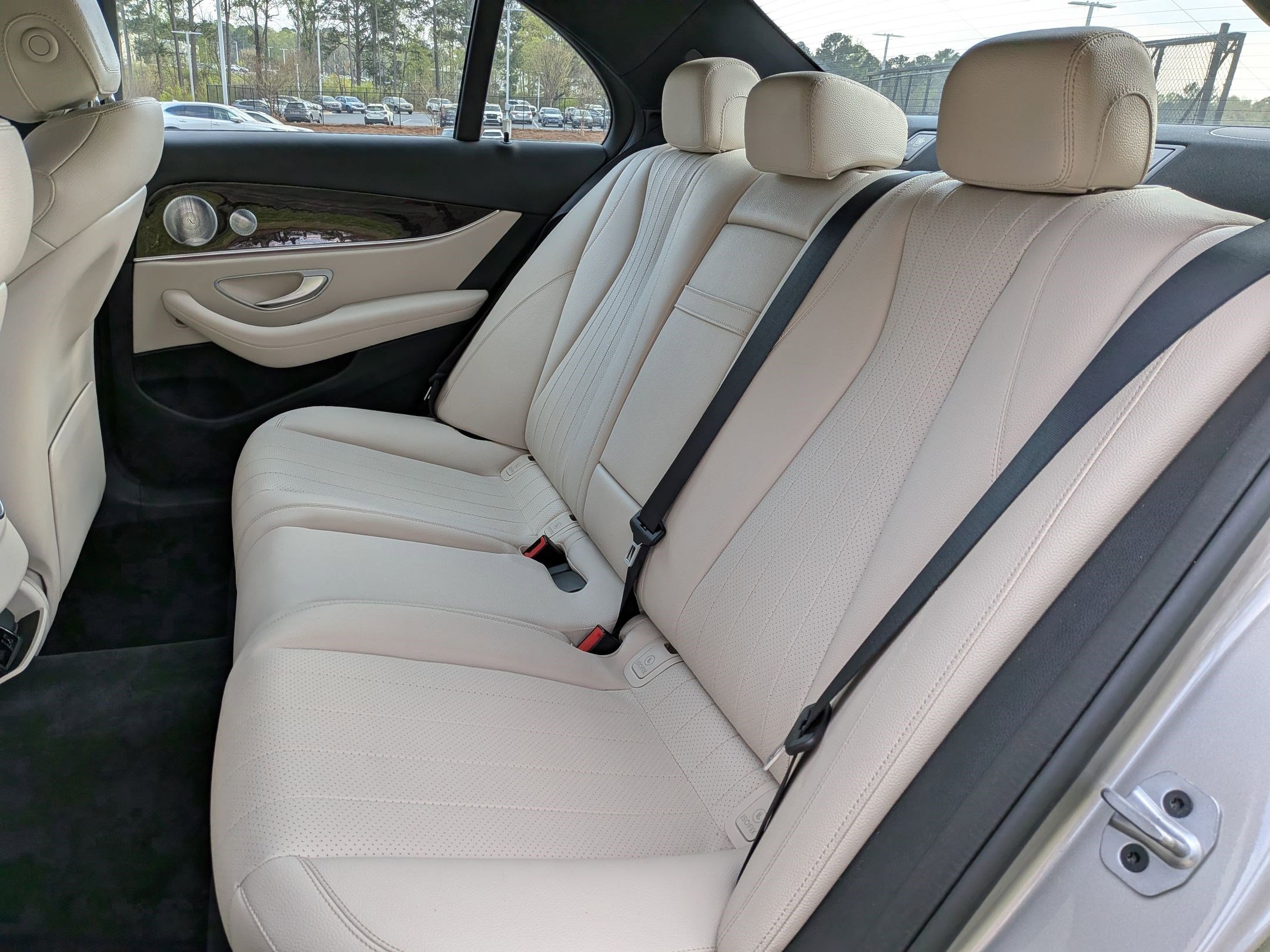 Used 2021 Mercedes-Benz E 350 Sedan image 33