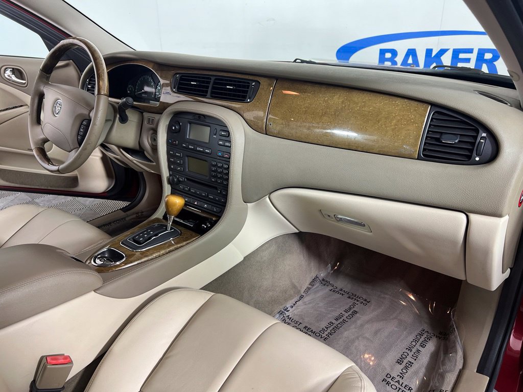 Used 2004 Jaguar S-TYPE 4.2 RWD image 11