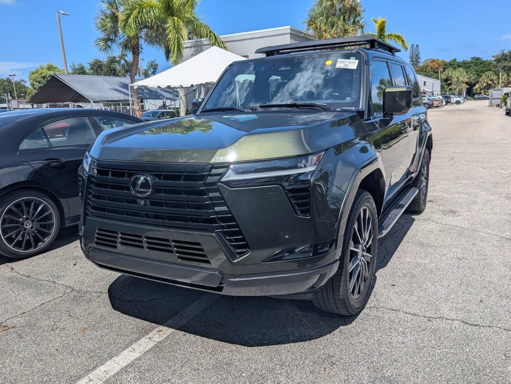 Used 2024 Lexus GX 550 w/ Cold Area Package AWD/4WD image 3