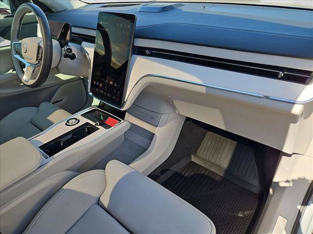 Used 2025 Volvo EX90 Ultra AWD/4WD image 29