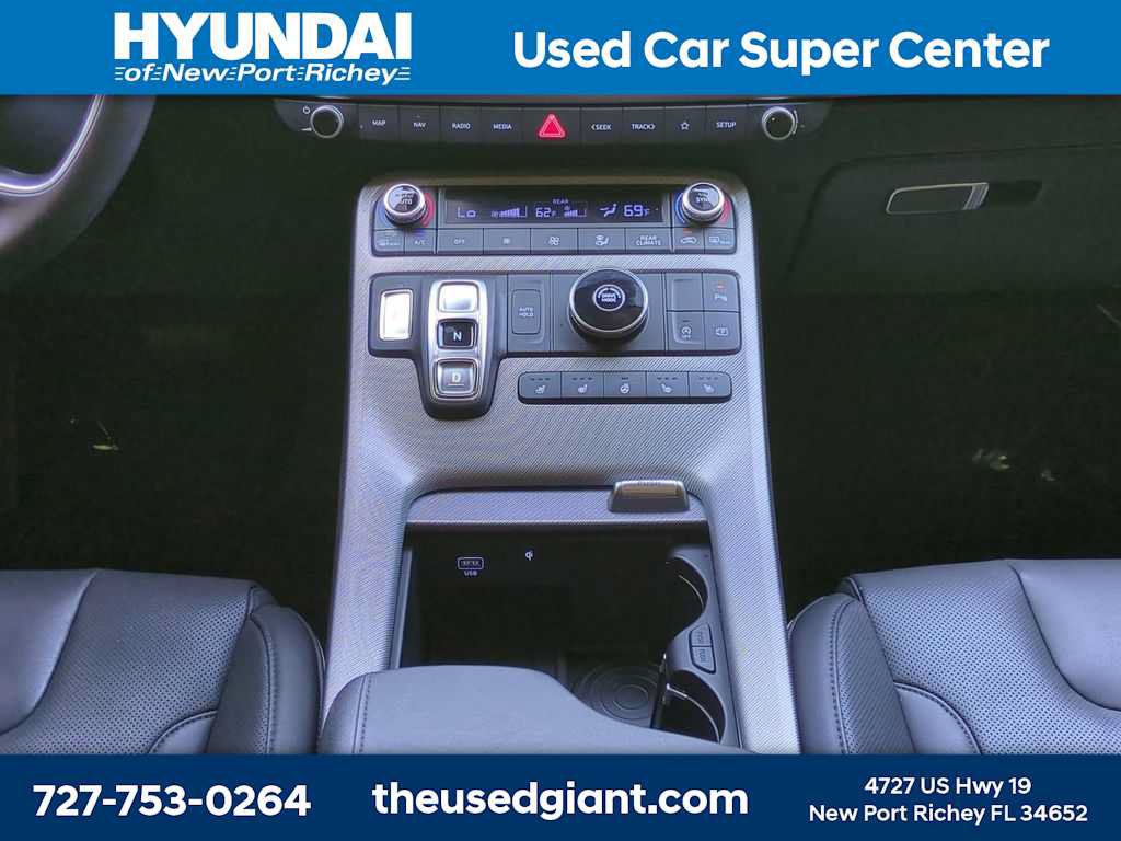 Used 2024 Hyundai Palisade SEL w/ Premium Package FWD image 18