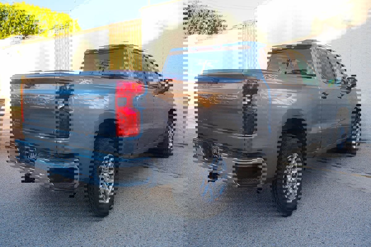 Used 2021 Chevrolet Silverado 1500 LT image 6