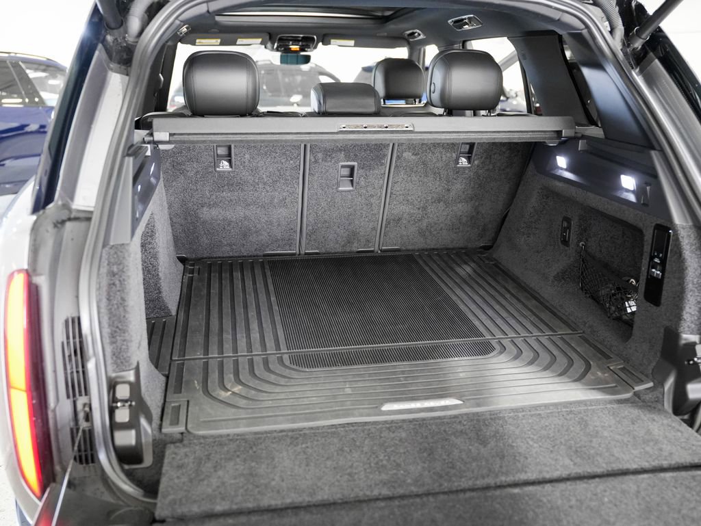 Used 2023 Land Rover Range Rover SE image 42