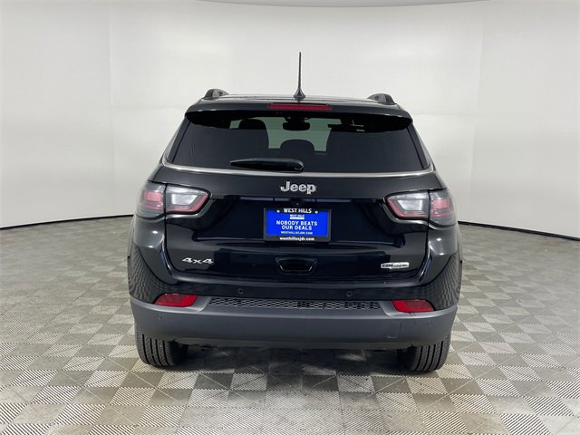 Used 2023 Jeep Compass Latitude w/ Sun and Sound Group image 22