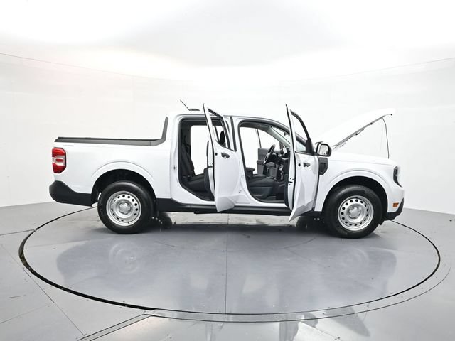 Used 2025 Ford Maverick XL w/ Equipment Group 102A AWD/4WD image 51