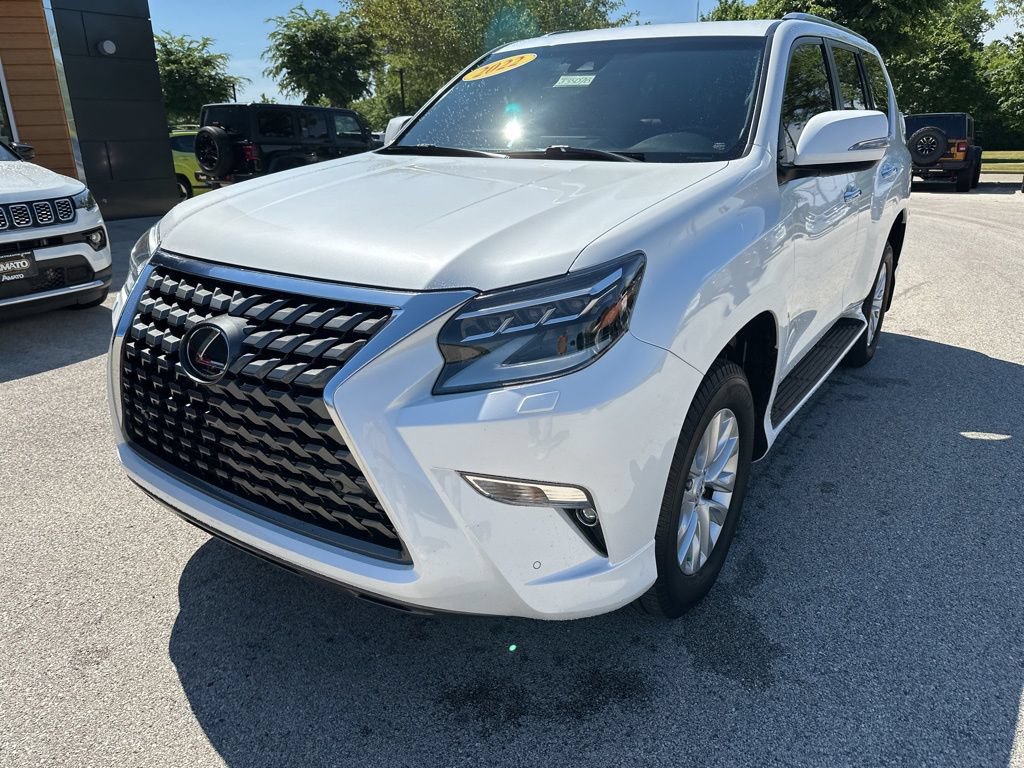 Used 2022 Lexus GX 460 Premium w/ Premium Package AWD/4WD image 2