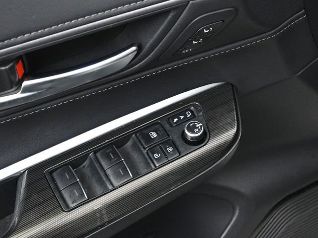 Certified 2021 Toyota Venza XLE image 21