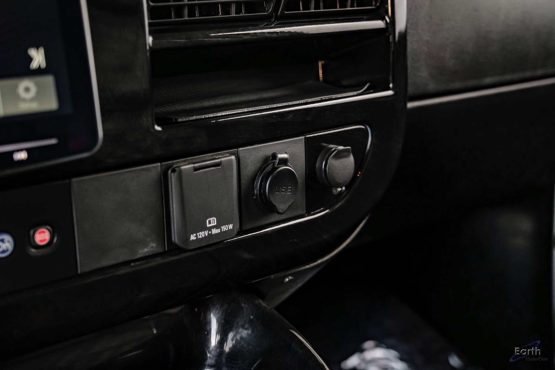 Used 2023 Chevrolet Express 2500 image 64