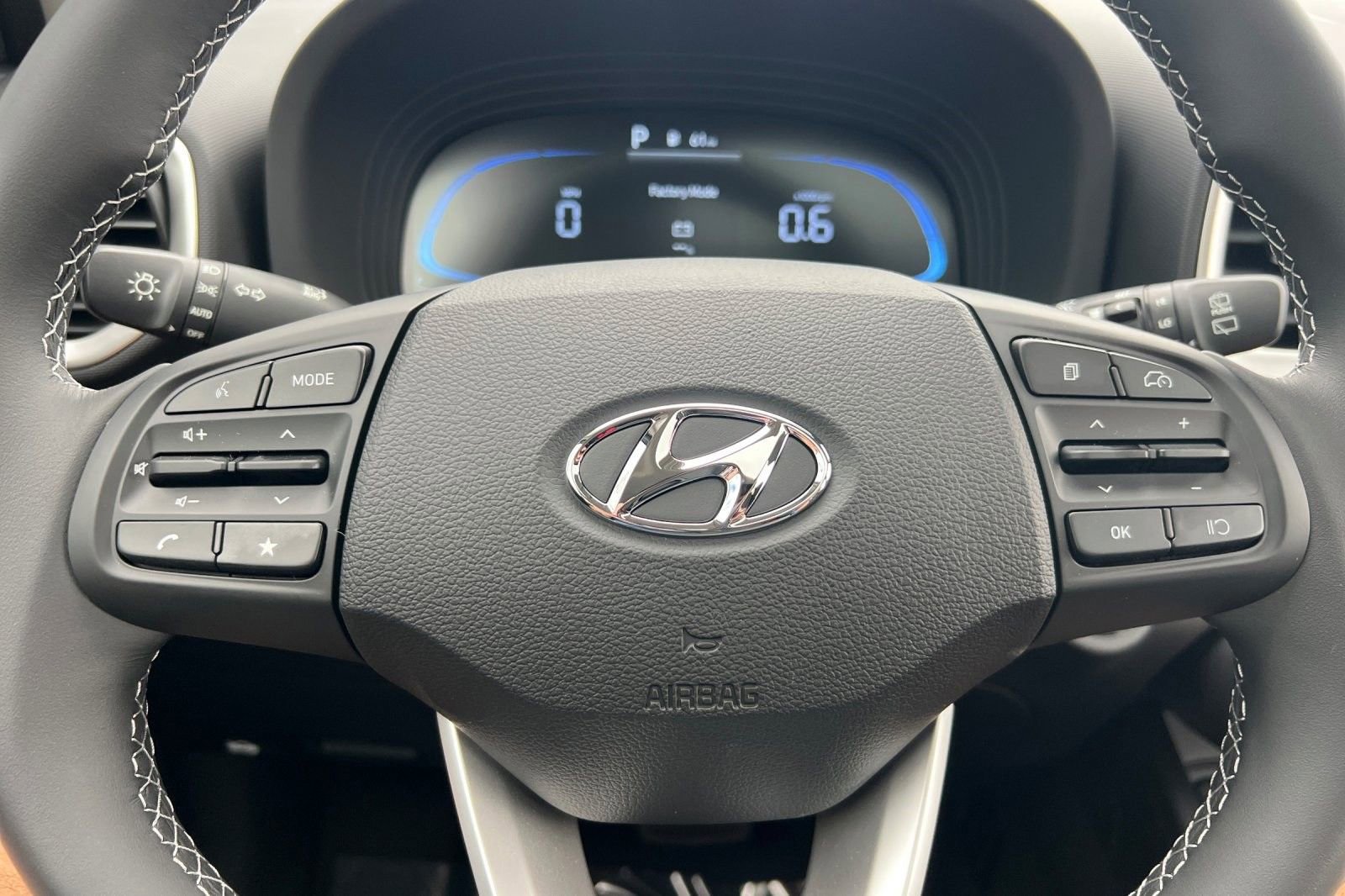 New 2025 Hyundai Venue SEL image 26