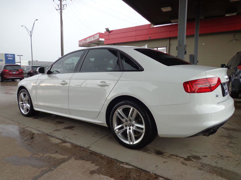 Used 2016 Audi A4 2.0T Premium image 6