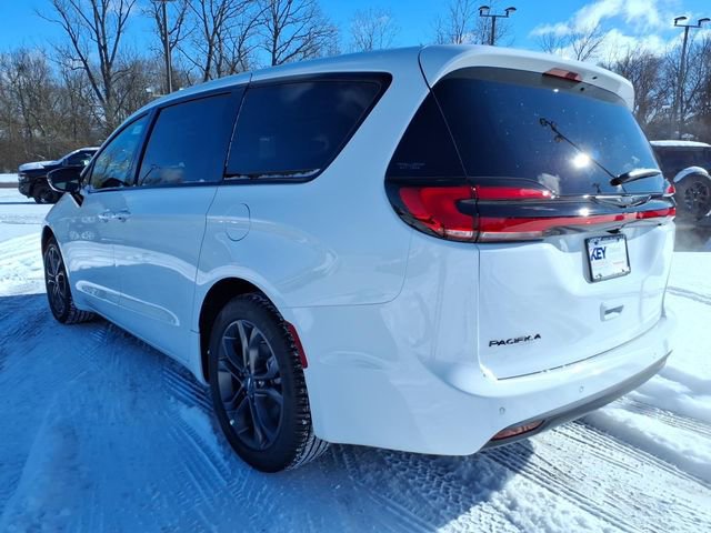 New 2026 Chrysler Pacifica Select image 5