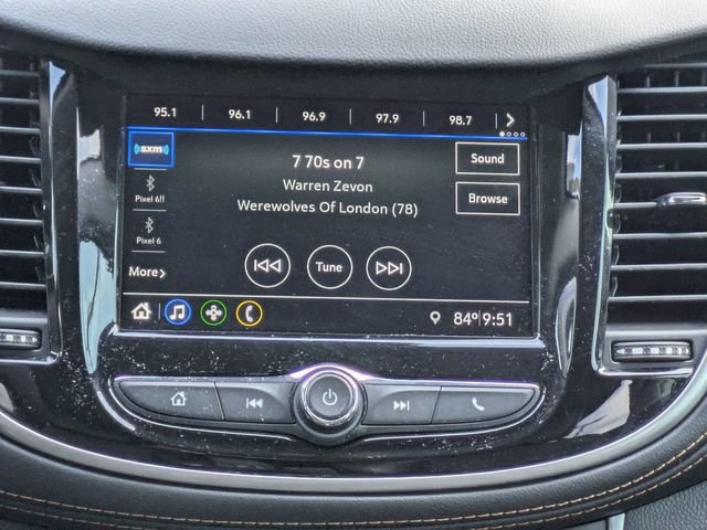 Used 2019 Chevrolet Trax LT w/ LT Convenience Package FWD image 18