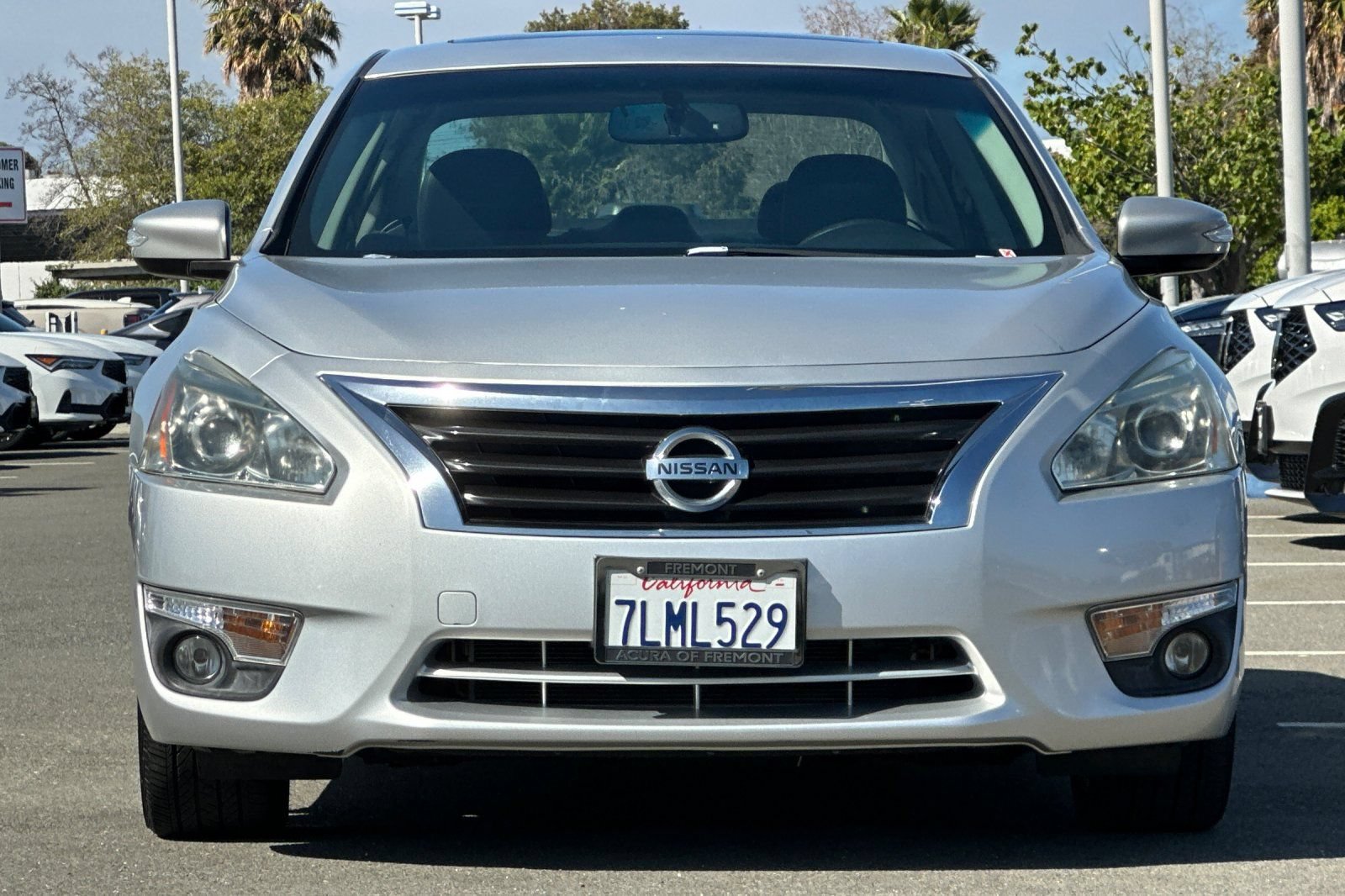 Used 2015 Nissan Altima 3.5 SL FWD image 9