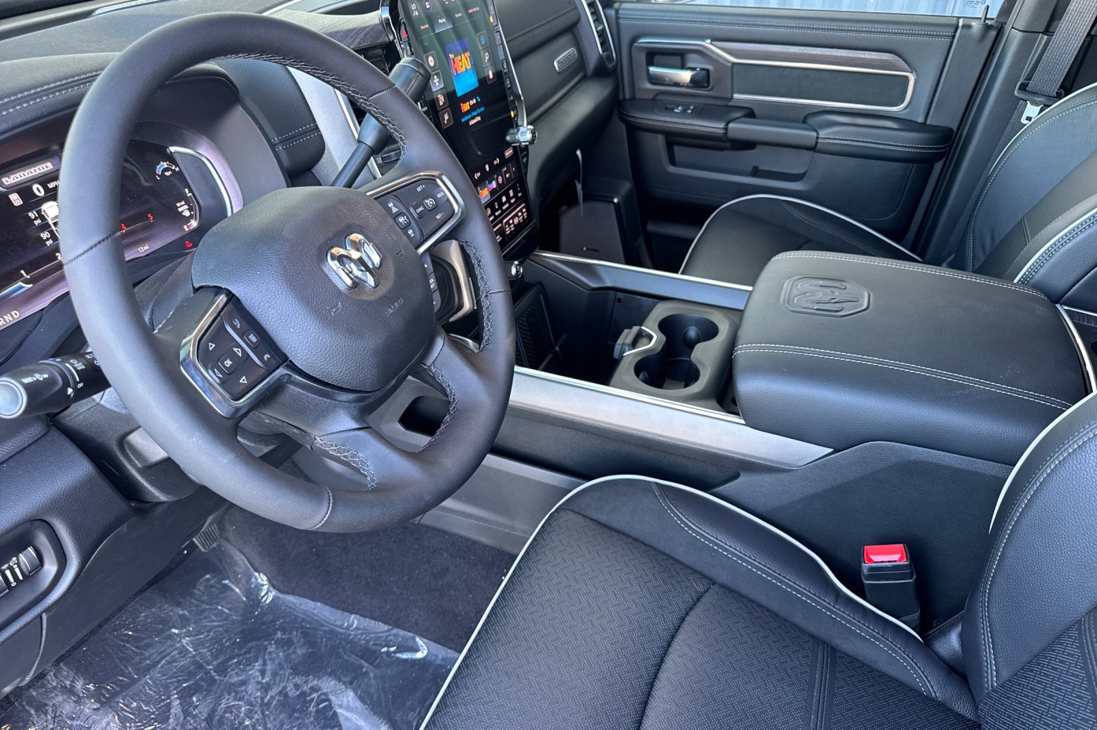 New 2027 RAM 3500 Laramie AWD/4WD image 8
