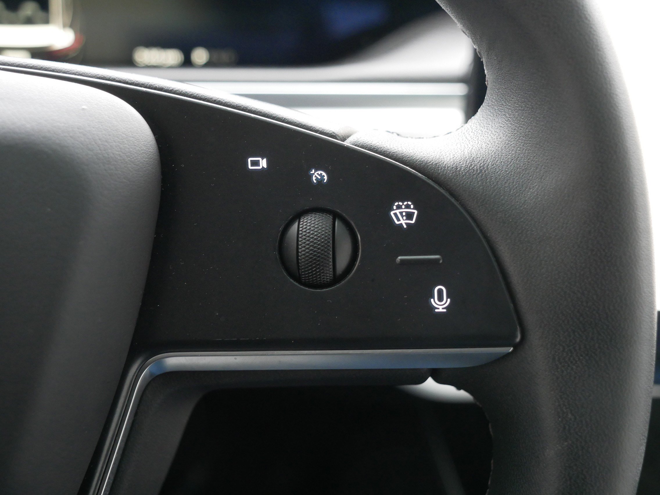 Used 2024 Tesla Model X Plaid image 30