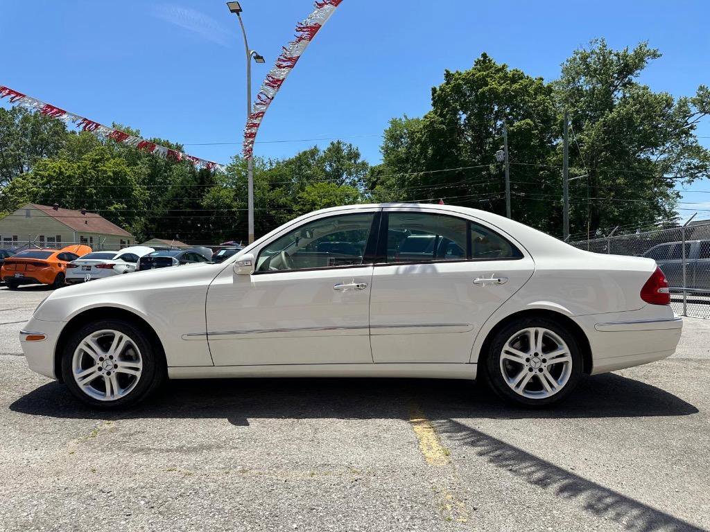 Used 2006 Mercedes-Benz E 350 Sedan image 5