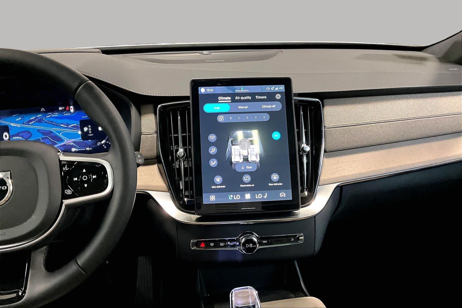 New 2026 Volvo XC90 B6 Ultra w/ Protection Package AWD/4WD image 8