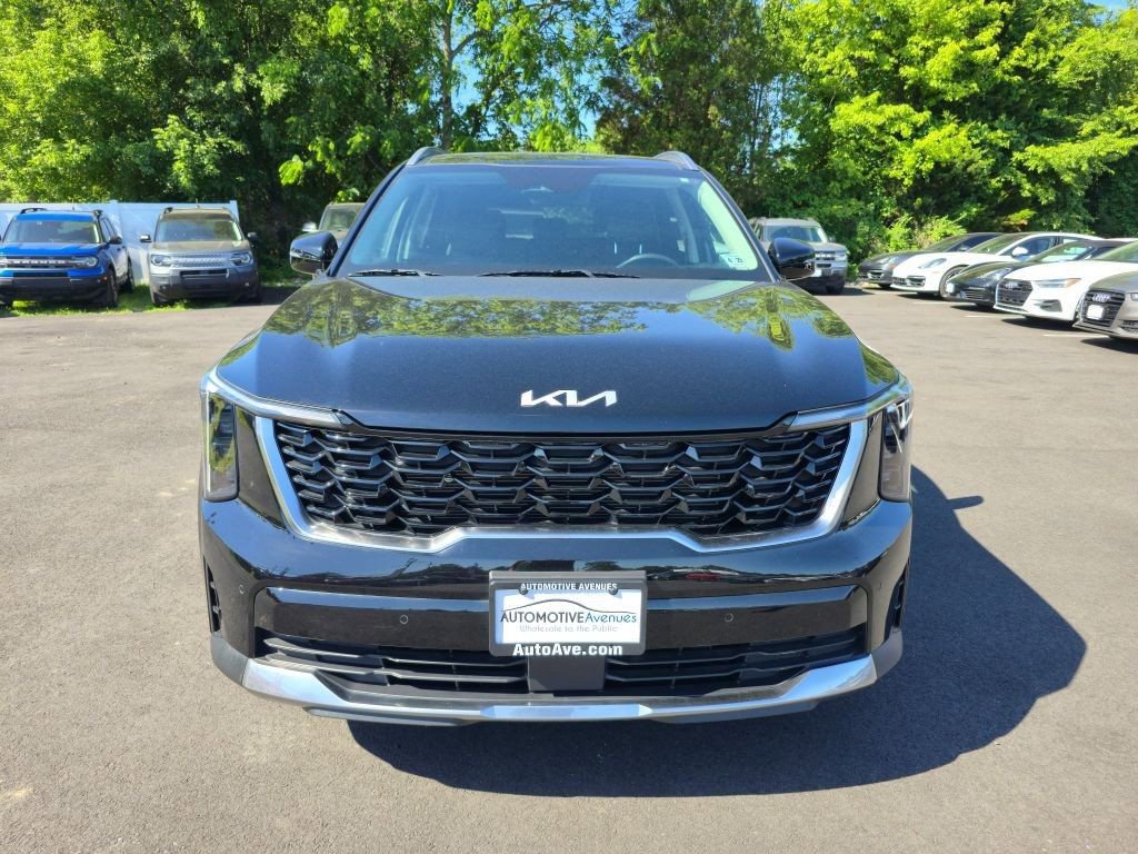 Used 2024 Kia Sorento S w/ Panoramic Sunroof Package FWD image 2
