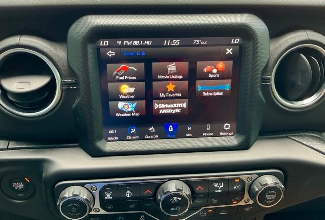 Used 2022 Jeep Wrangler Unlimited Rubicon 4xe w/ Cold Weather Group image 28