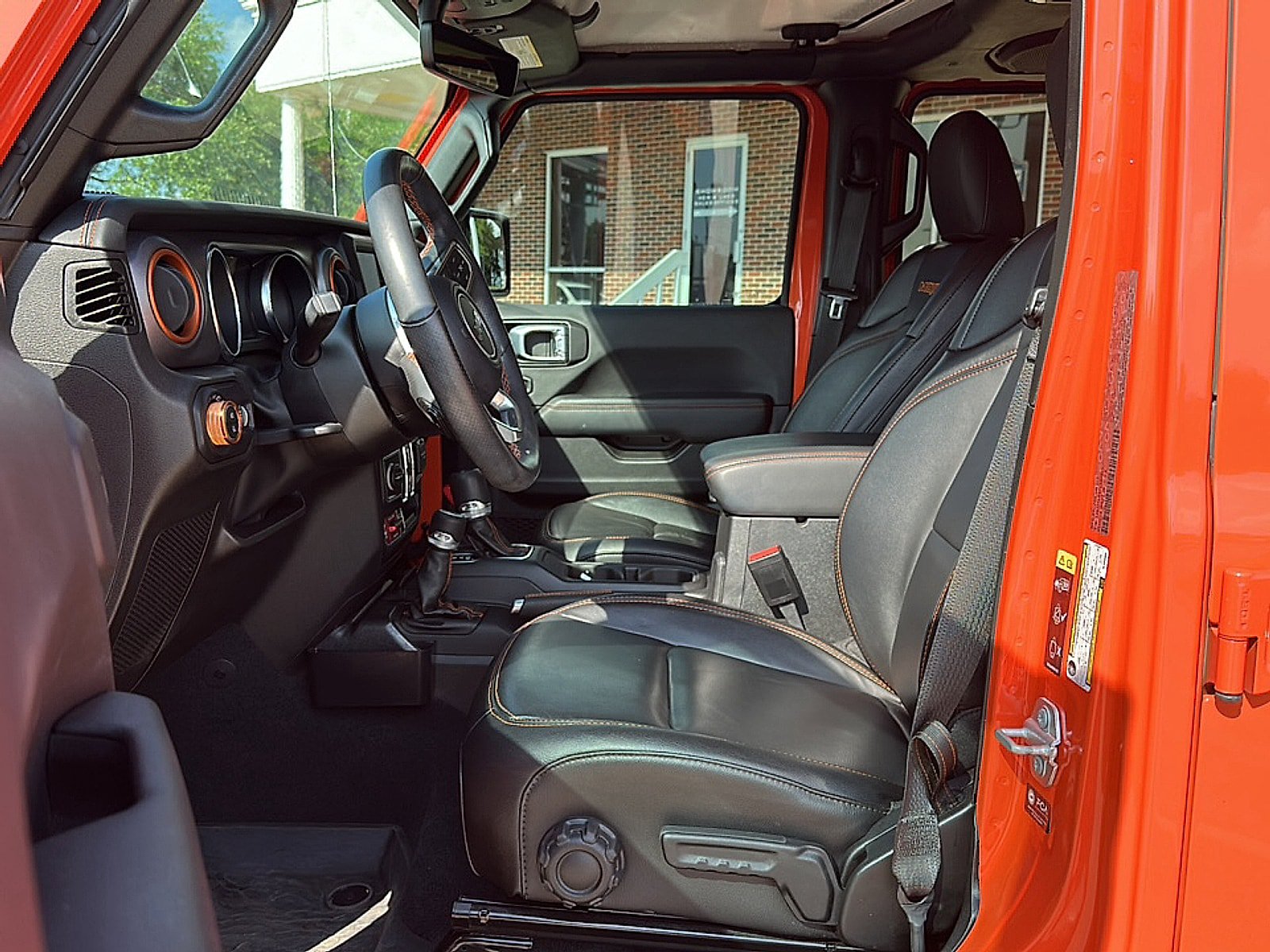 Used 2023 Jeep Gladiator Mojave w/ Cold Weather Group AWD/4WD image 9