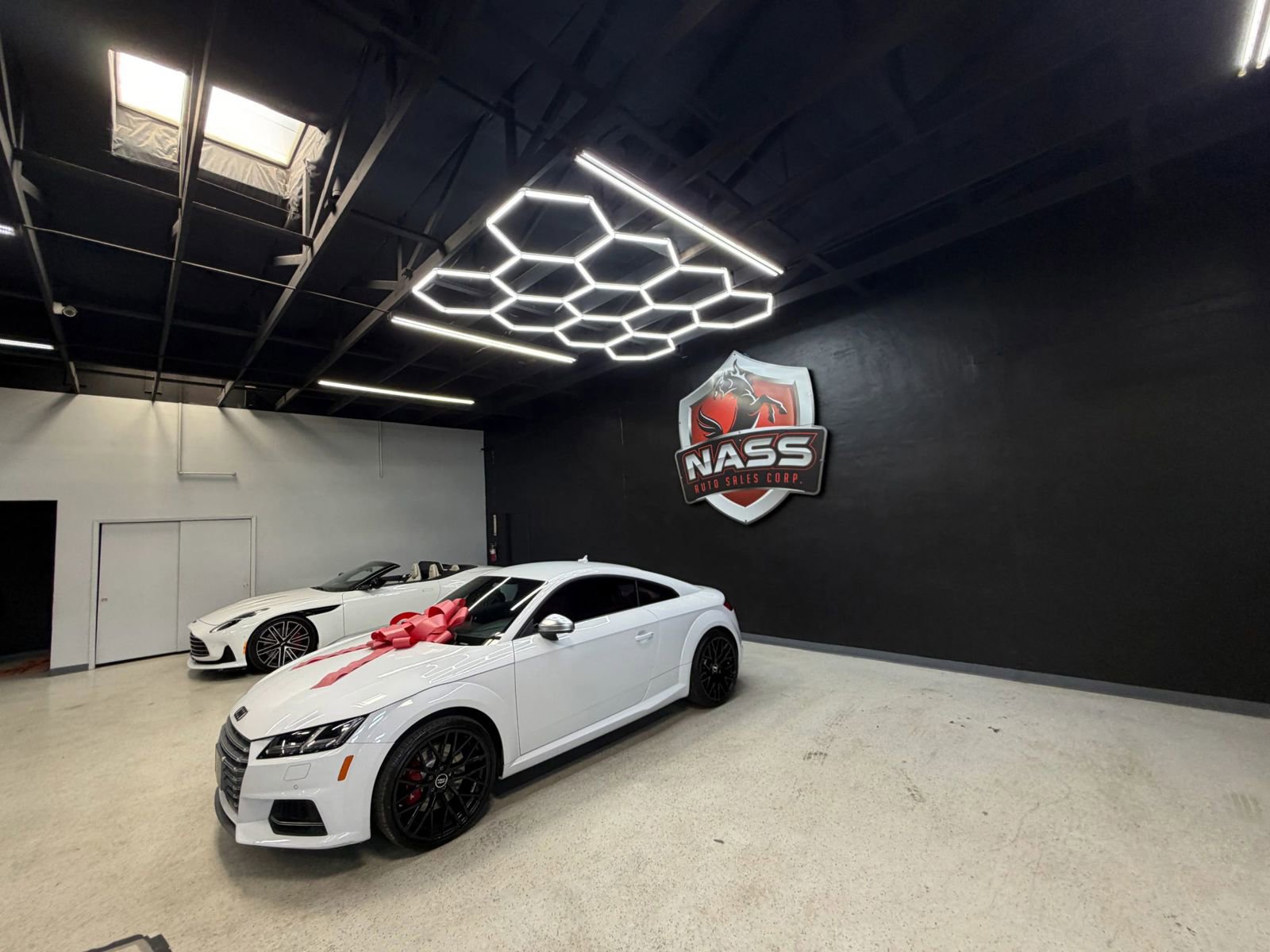 Used 2016 Audi TTS 2.0T Coupe w/ Technology Package AWD/4WD image 4