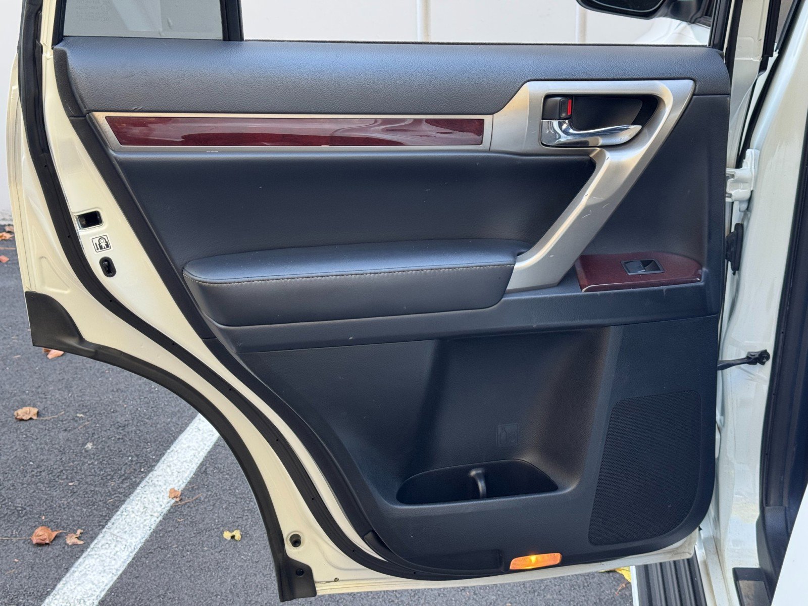 Used 2014 Lexus GX 460 image 44