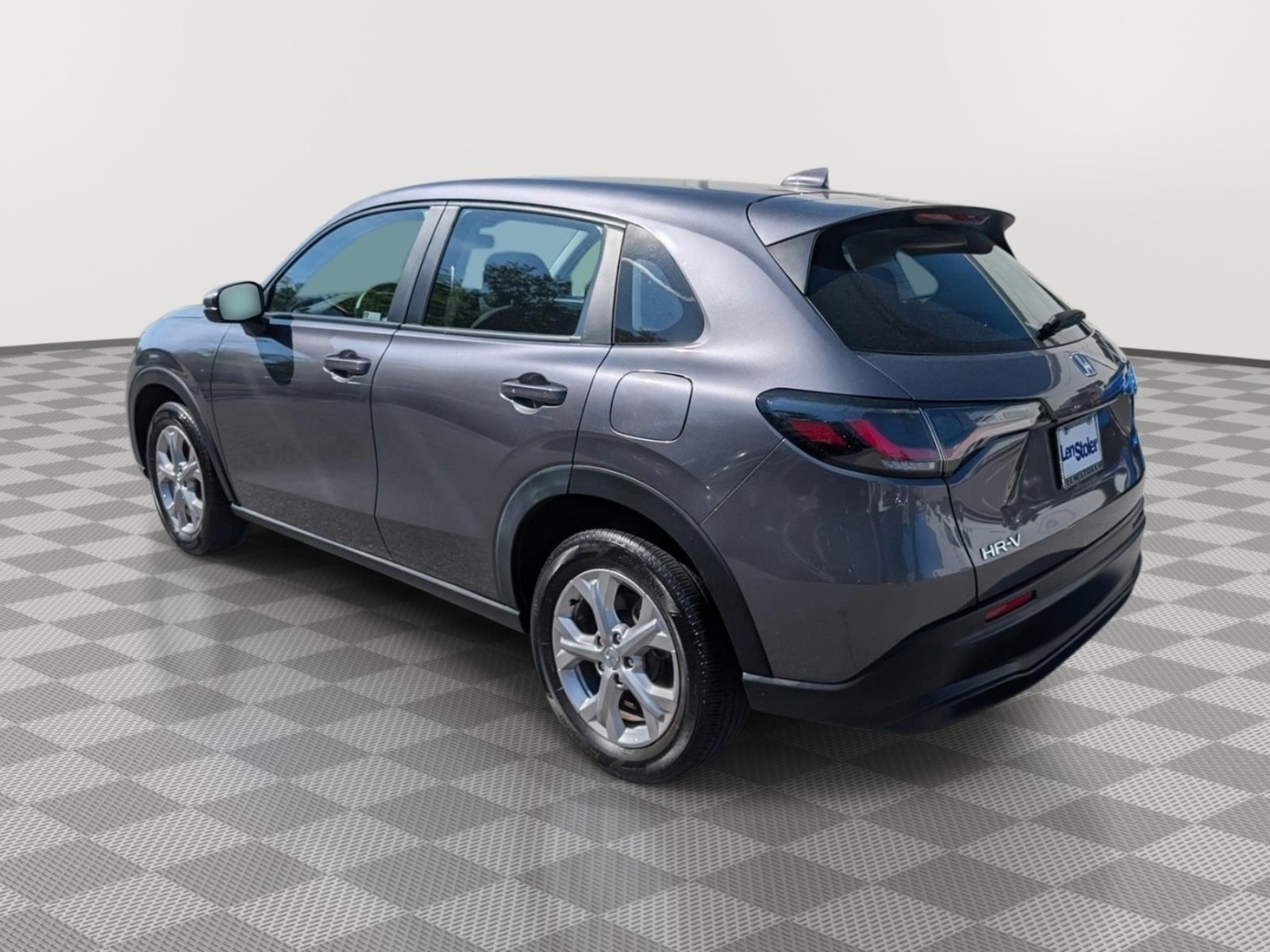 Used 2023 Honda HR-V LX image 3