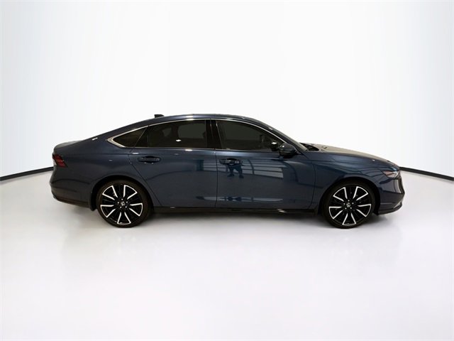 Used 2025 Honda Accord Touring image 8