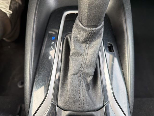 Used 2021 Toyota Corolla LE image 24