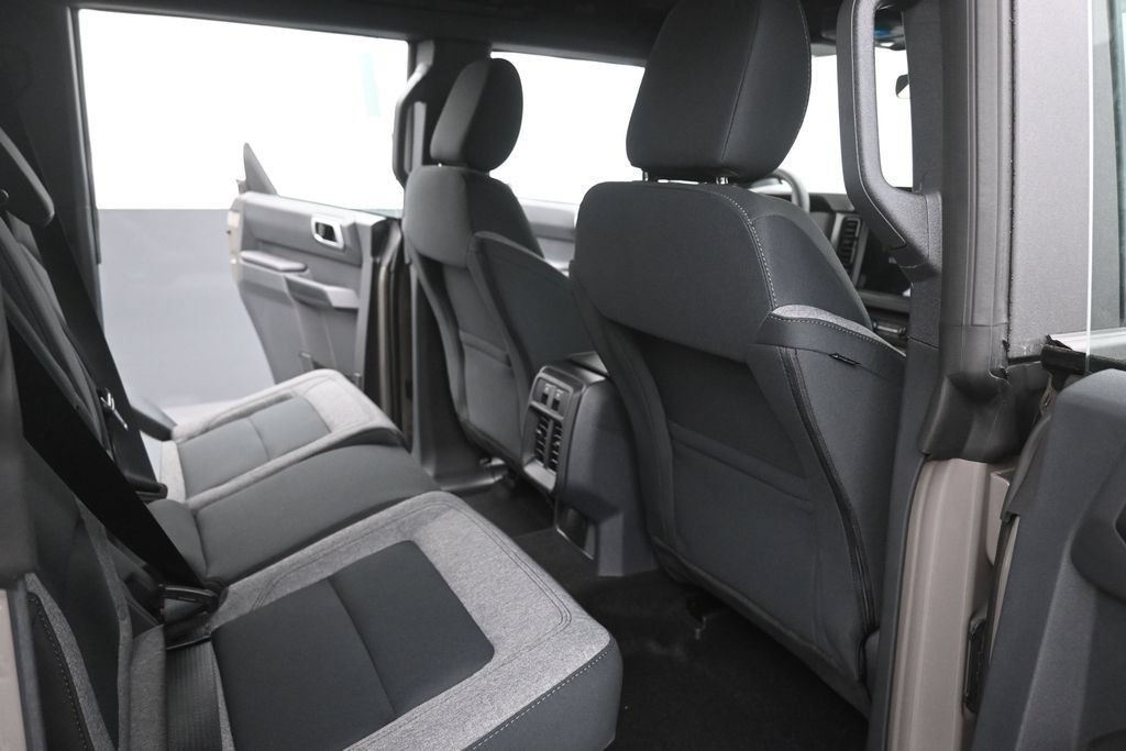 New 2026 Ford Bronco 4-Door AWD/4WD image 14