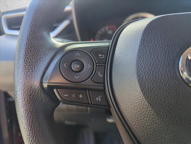 Used 2021 Toyota Corolla LE image 12