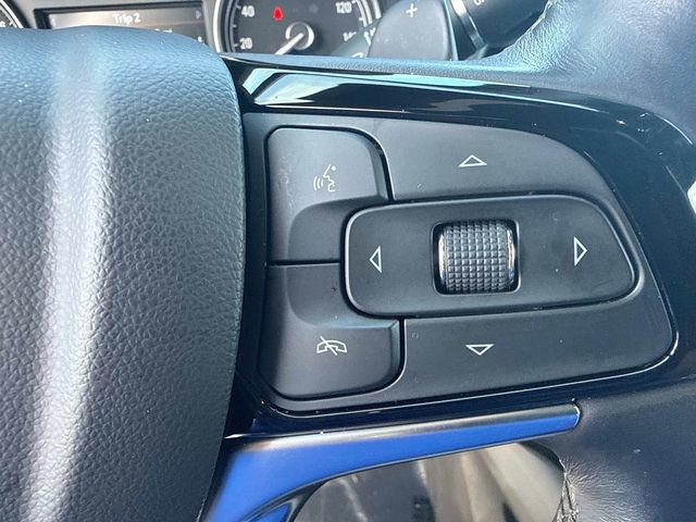 Used 2024 Buick Enclave Essence w/ Technology Package AWD/4WD image 24