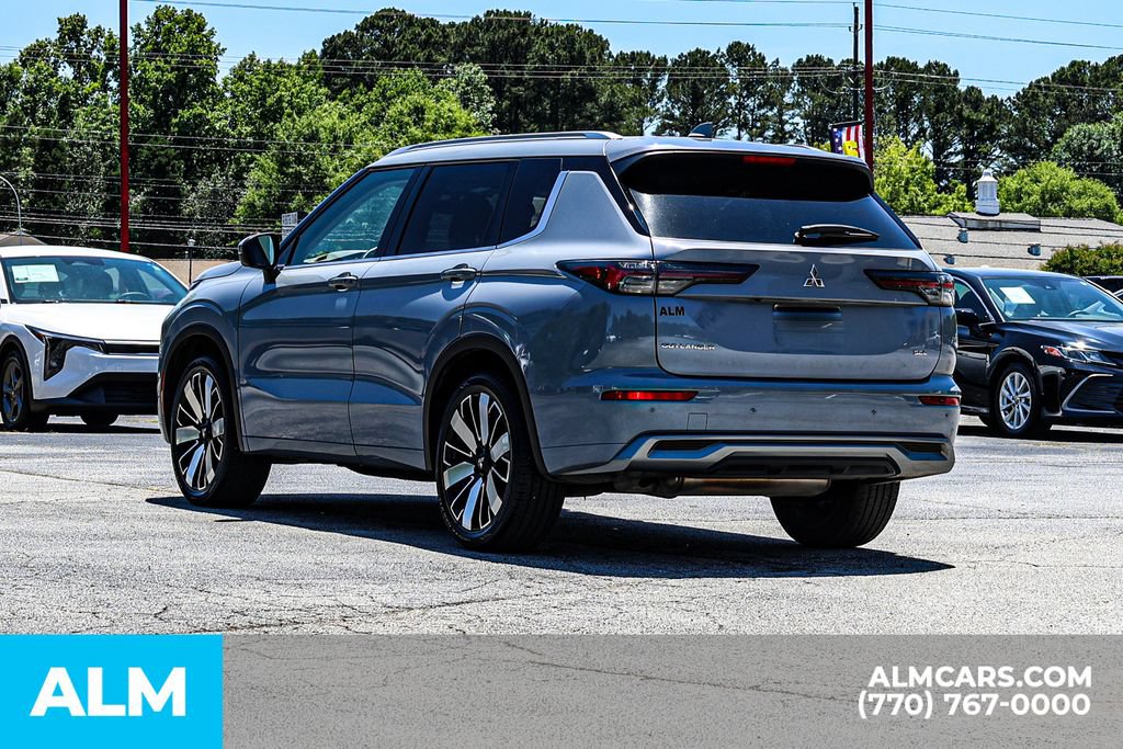 Used 2025 Mitsubishi Outlander SEL FWD image 6