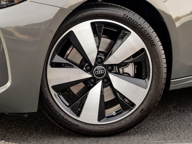 Used 2025 Audi A5 2.0T Premium Plus w/ Premium Plus image 11
