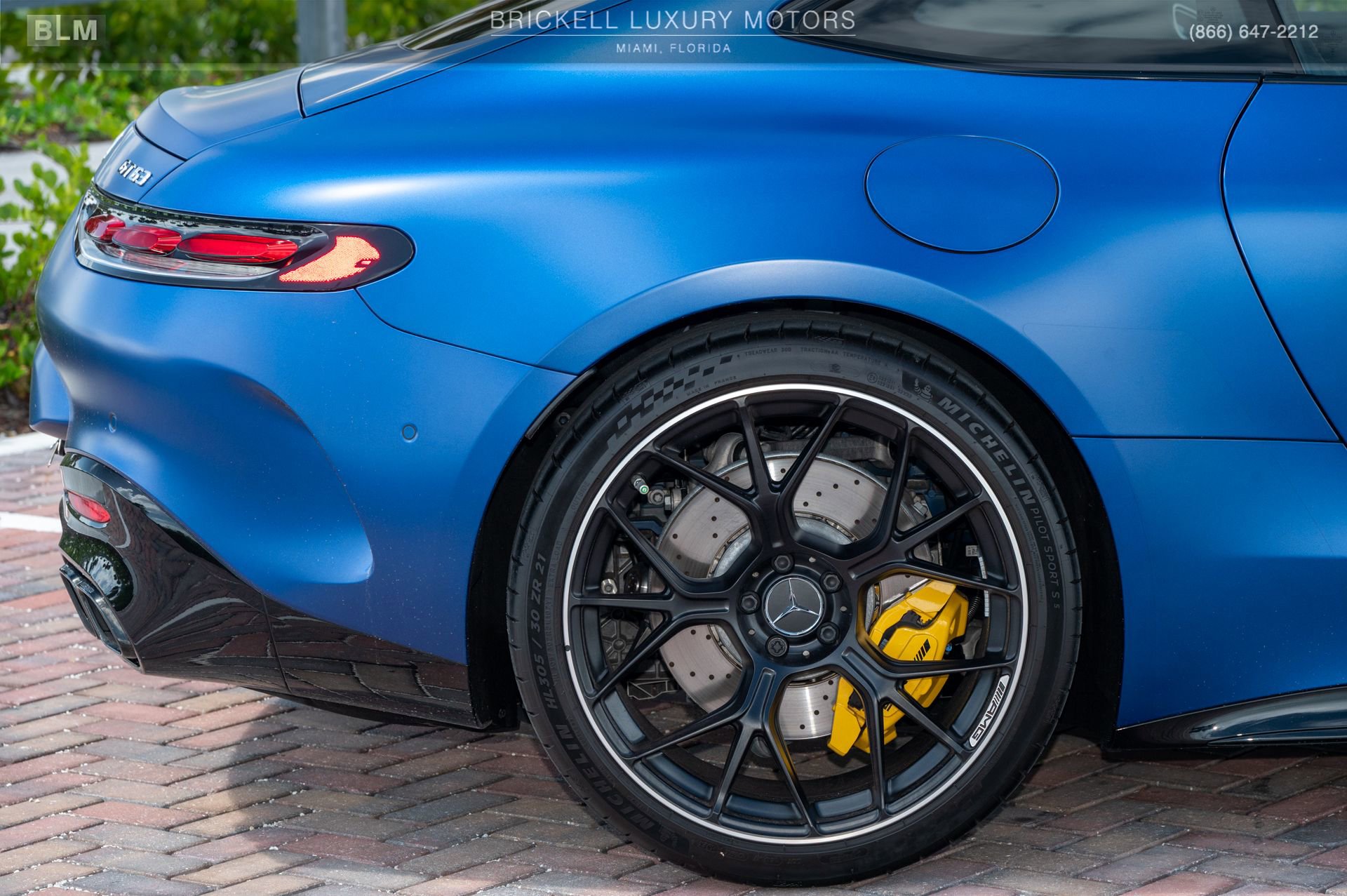 Used 2025 Mercedes-Benz AMG GT 63 image 37