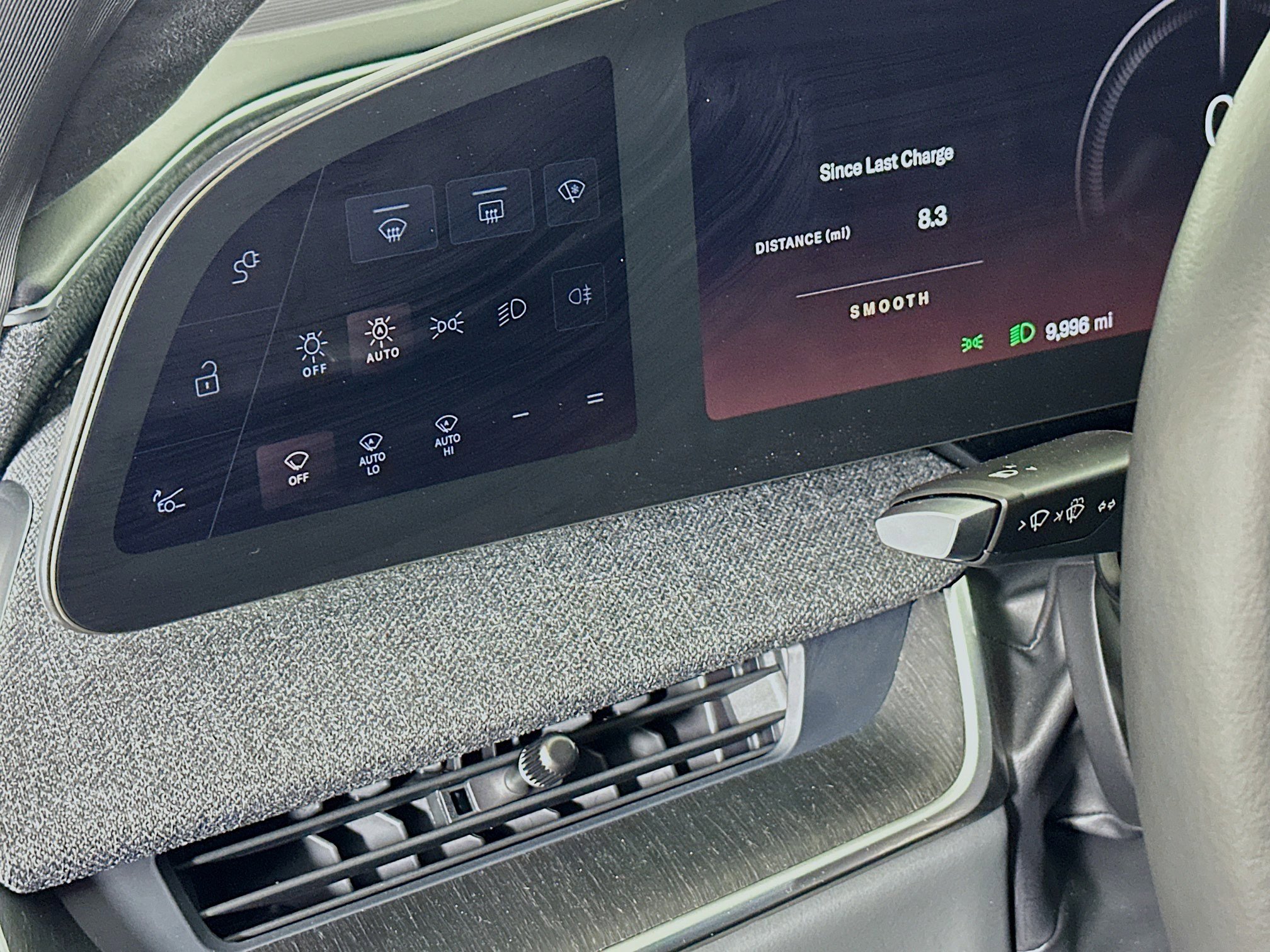 Used 2024 Lucid Air Pure RWD image 17