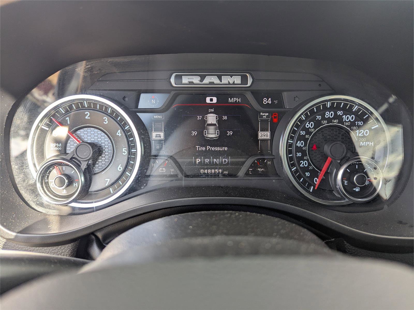 Used 2024 RAM 1500 Laramie image 25