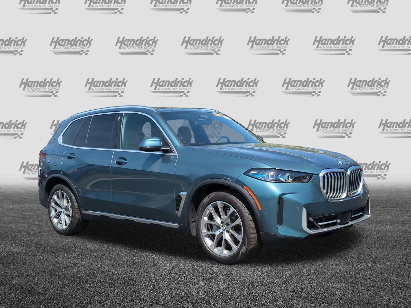 Used 2025 BMW X5 xDrive40i image 2