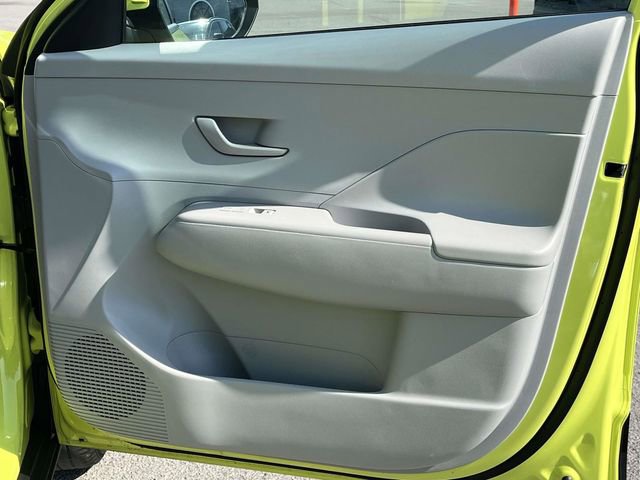 Used 2024 Hyundai Kona SE image 24