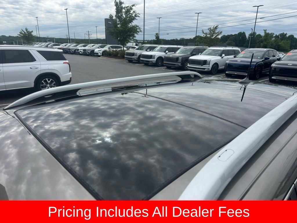 Used 2021 Jeep Cherokee Limited w/ Elite Package AWD/4WD image 12