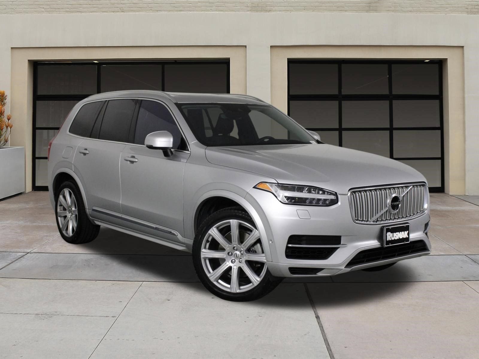 Used 2017 Volvo XC90 T8 Inscription w/ Luxury Package AWD/4WD image 34