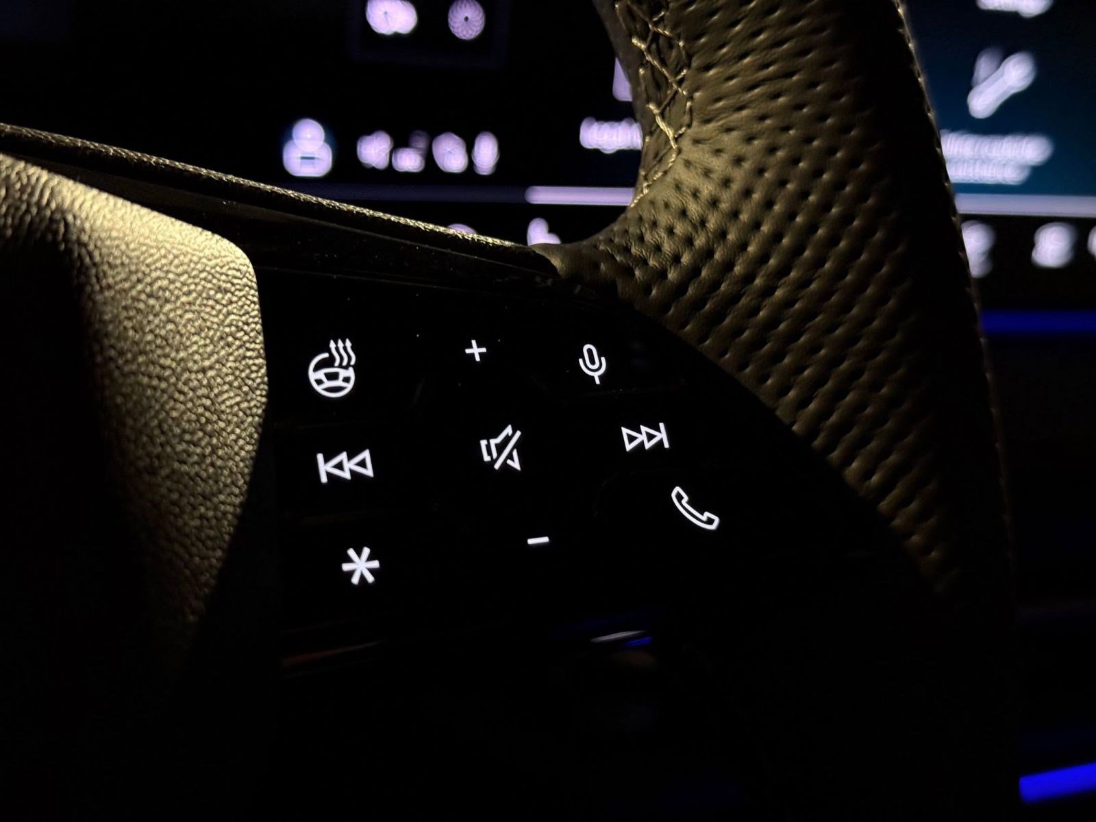 New 2025 Audi SQ5 Premium Plus image 24