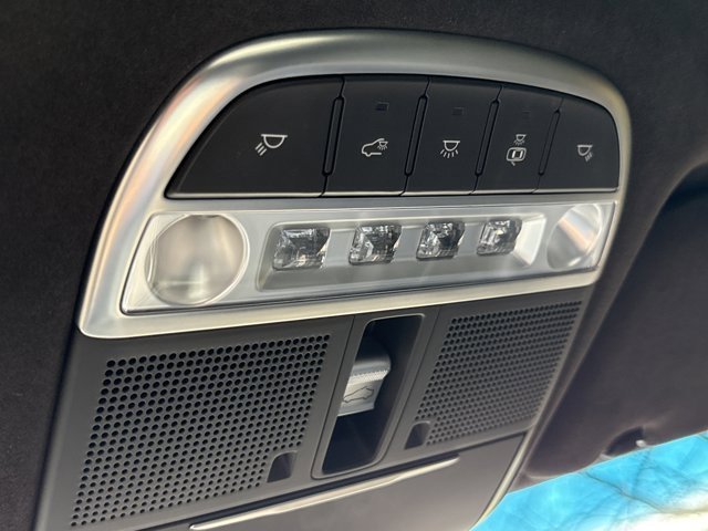 Used 2021 Genesis G90 3.3T Premium image 27