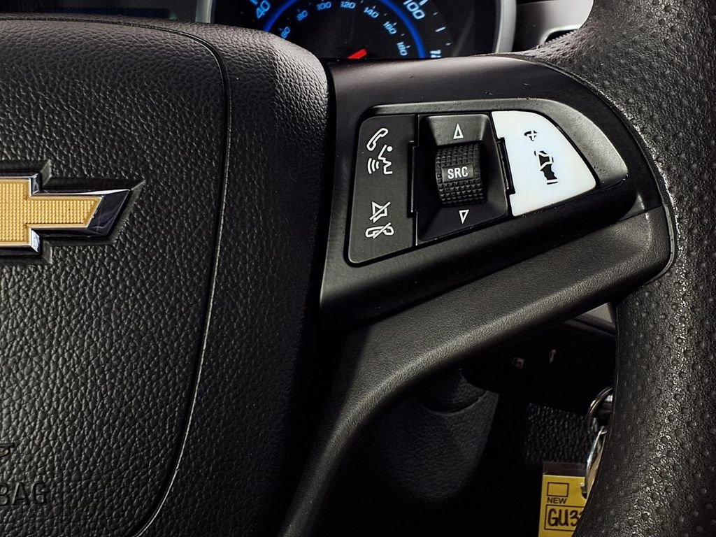 Used 2014 Chevrolet Cruze LS FWD image 18