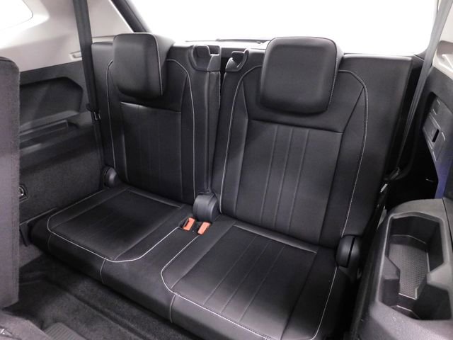 Used 2024 Volkswagen Tiguan SE image 26