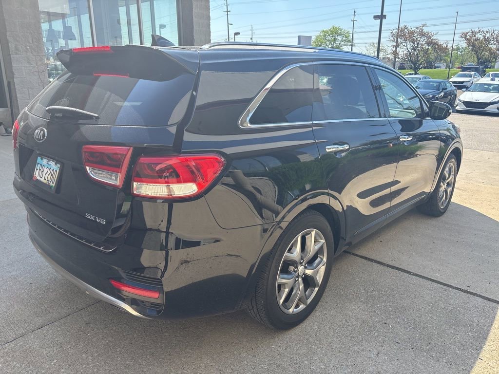 Used 2017 Kia Sorento SX FWD image 3