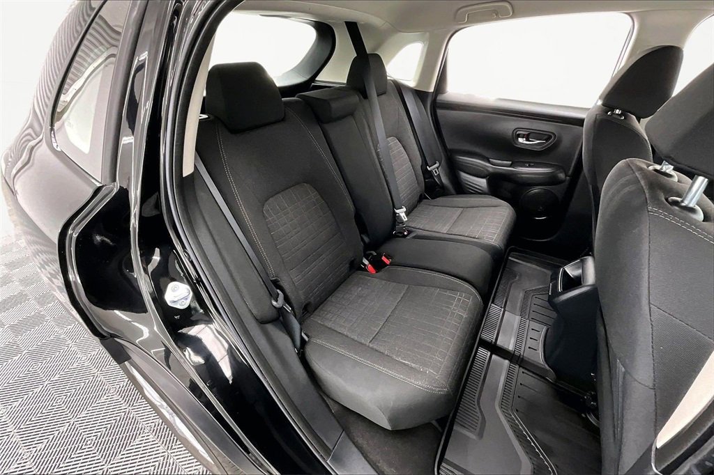 Used 2025 Honda HR-V LX image 27