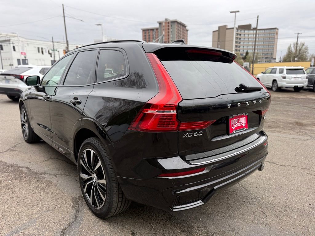 Used 2025 Volvo XC60 B5 Plus w/ Protection Package Premier image 5