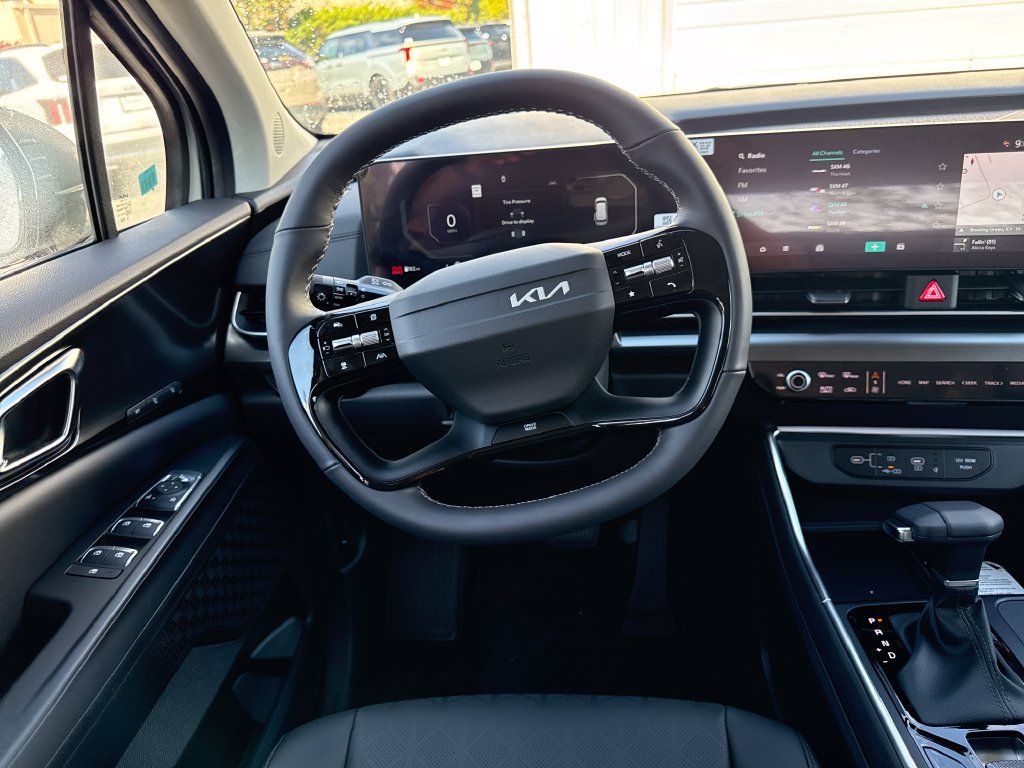 New 2027 Kia Carnival SX FWD image 17